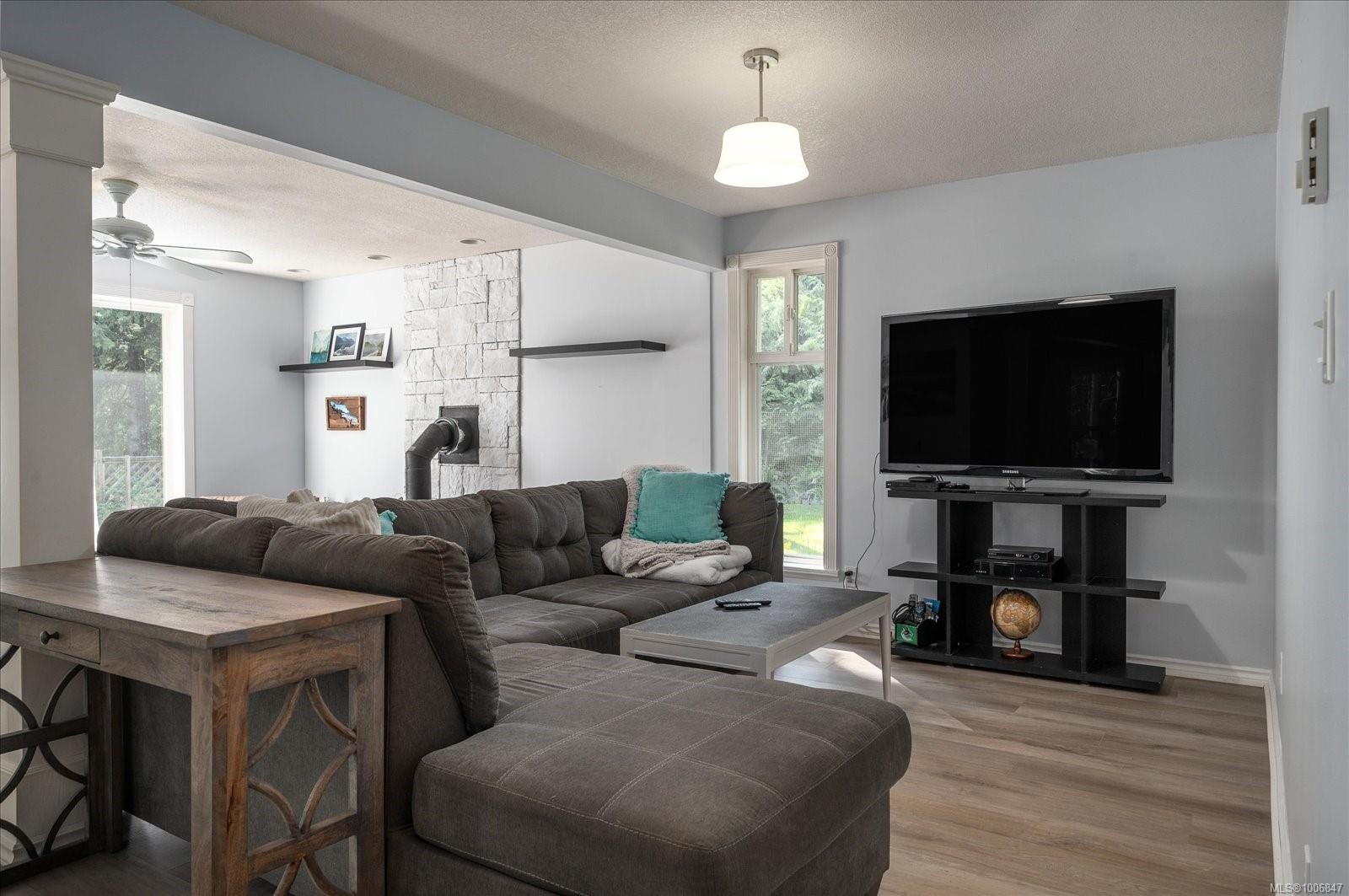 









4672


Thompson Clarke

Dr East,
Bowser,




BC
V0R 1G0

