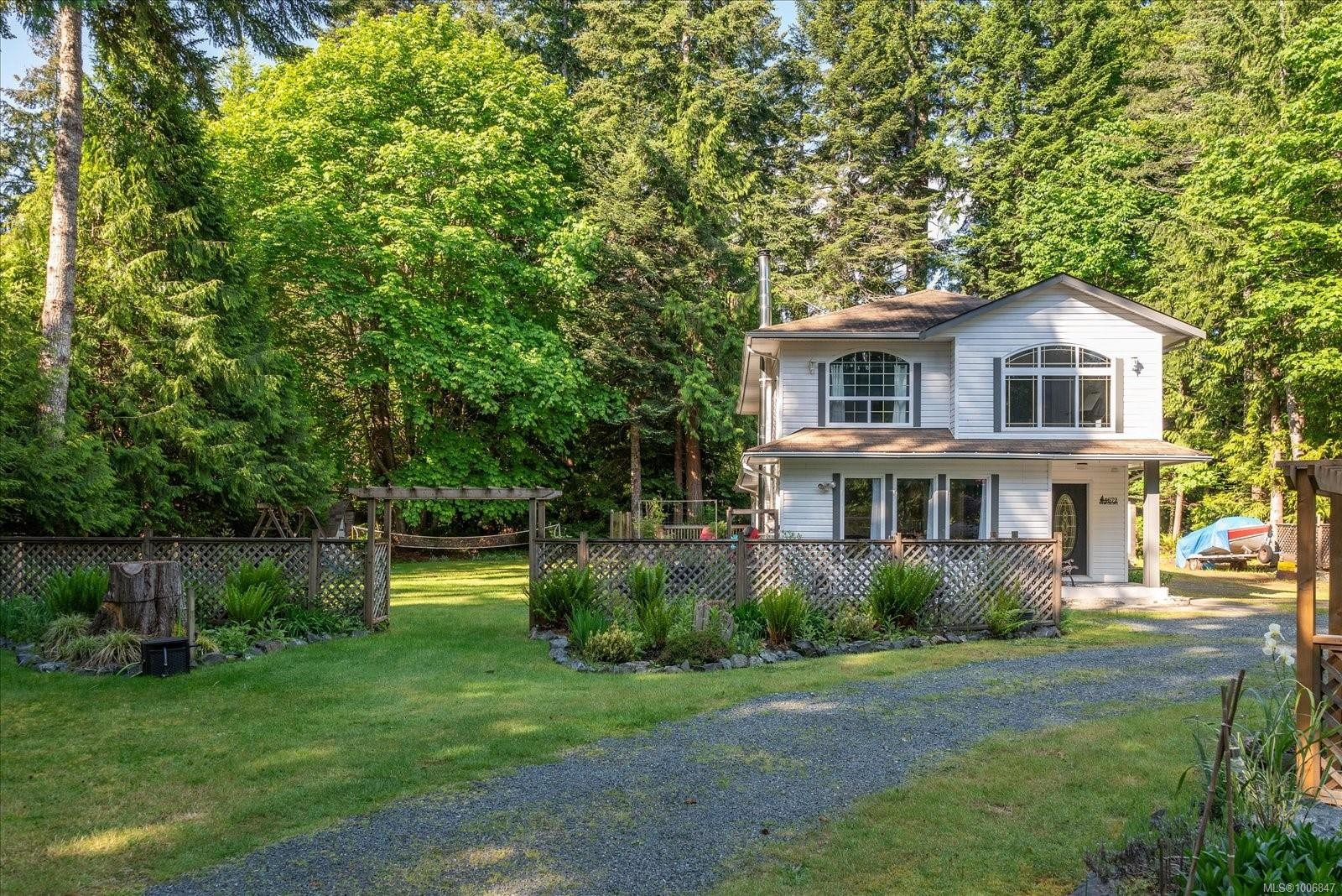 









4672


Thompson Clarke

Dr East,
Bowser,




BC
V0R 1G0

