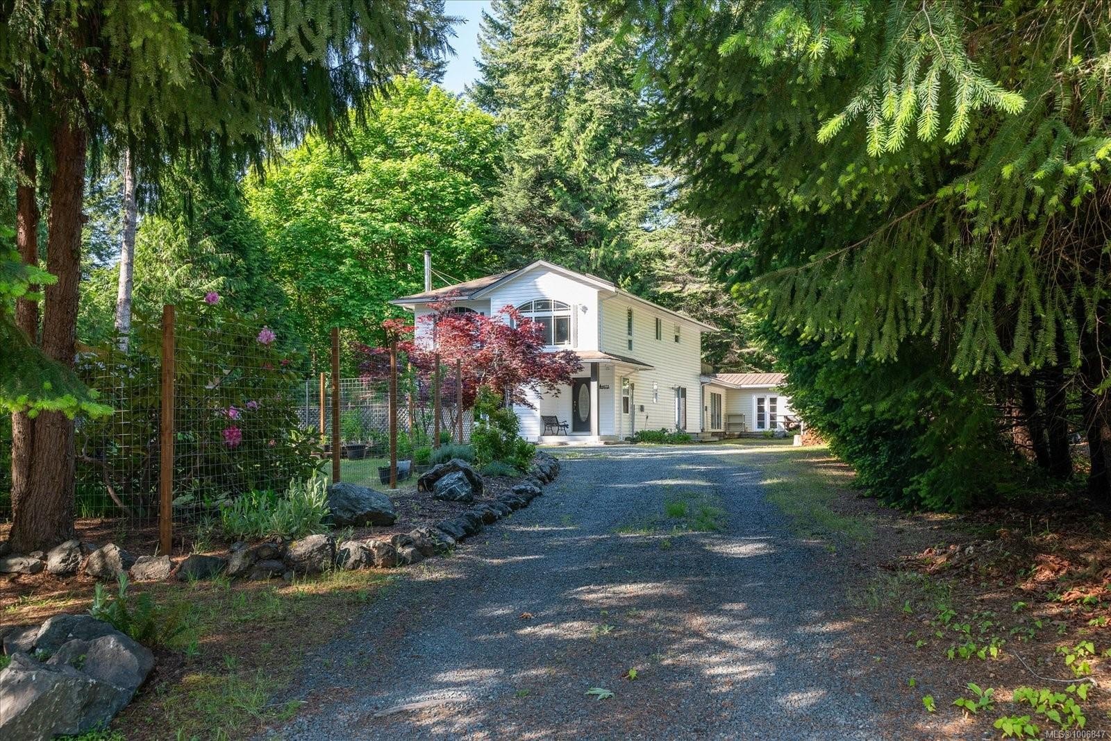 









4672


Thompson Clarke

Dr East,
Bowser,




BC
V0R 1G0

