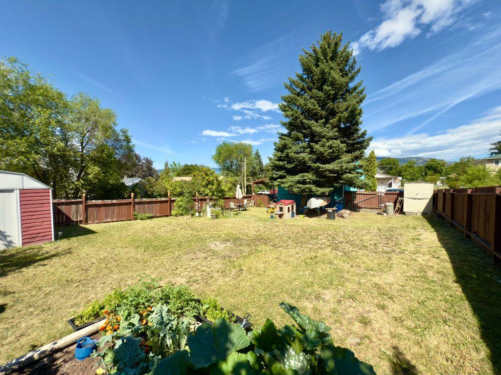 









1802


31

Street,
Vernon,




BC
V1T 5G9

