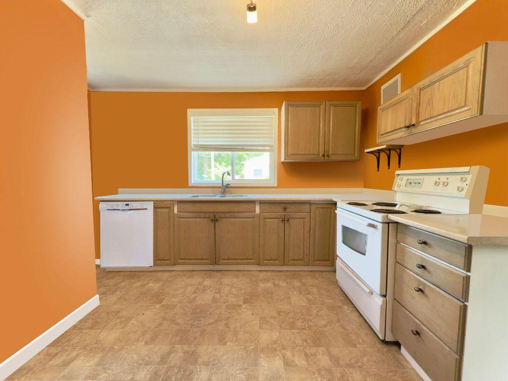 









1802


31

Street,
Vernon,




BC
V1T 5G9

