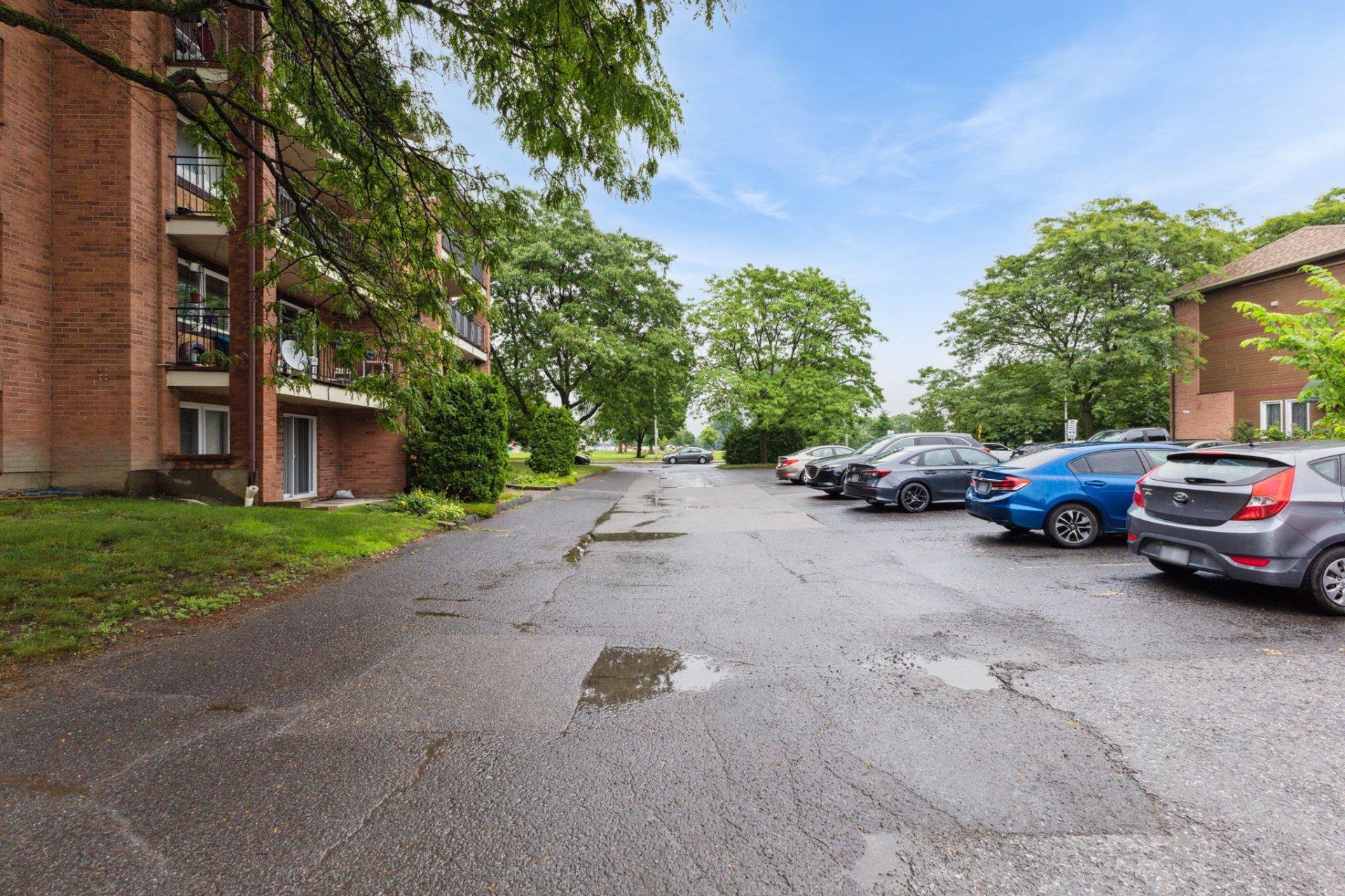 









134


Rue de Lausanne

, 401,
Gatineau (Gatineau),




QC
J8T6R4

