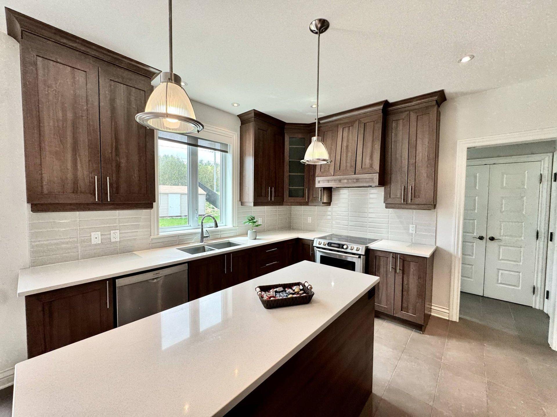 









33


Rue des Cerisiers

,
Vaudreuil-Dorion,




QC
J7V0K1


