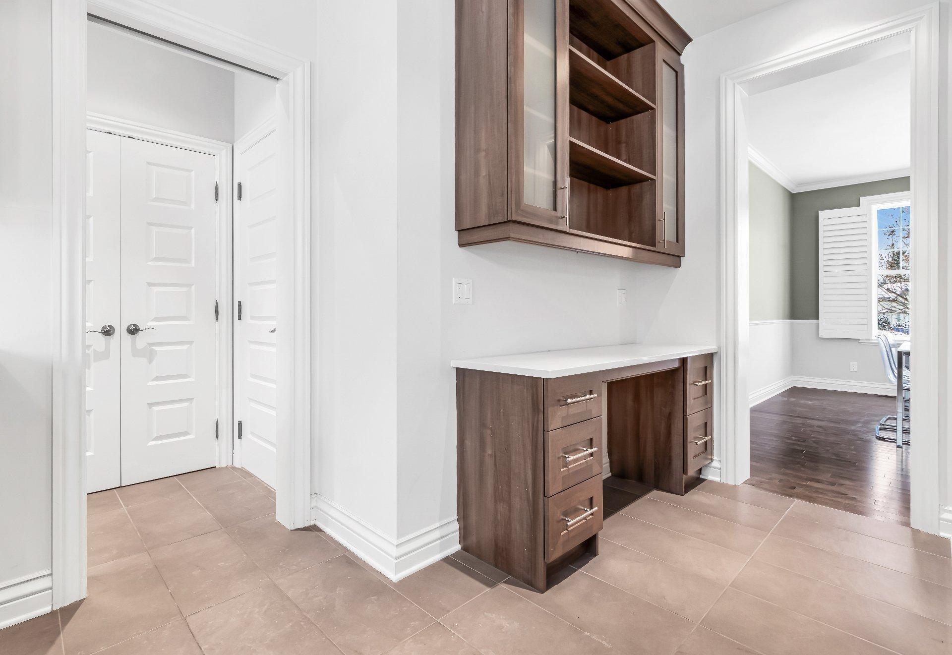 









33


Rue des Cerisiers

,
Vaudreuil-Dorion,




QC
J7V0K1

