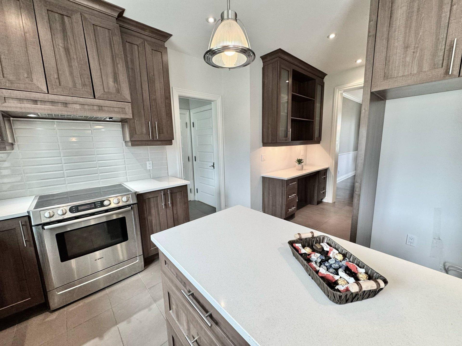 









33


Rue des Cerisiers

,
Vaudreuil-Dorion,




QC
J7V0K1

