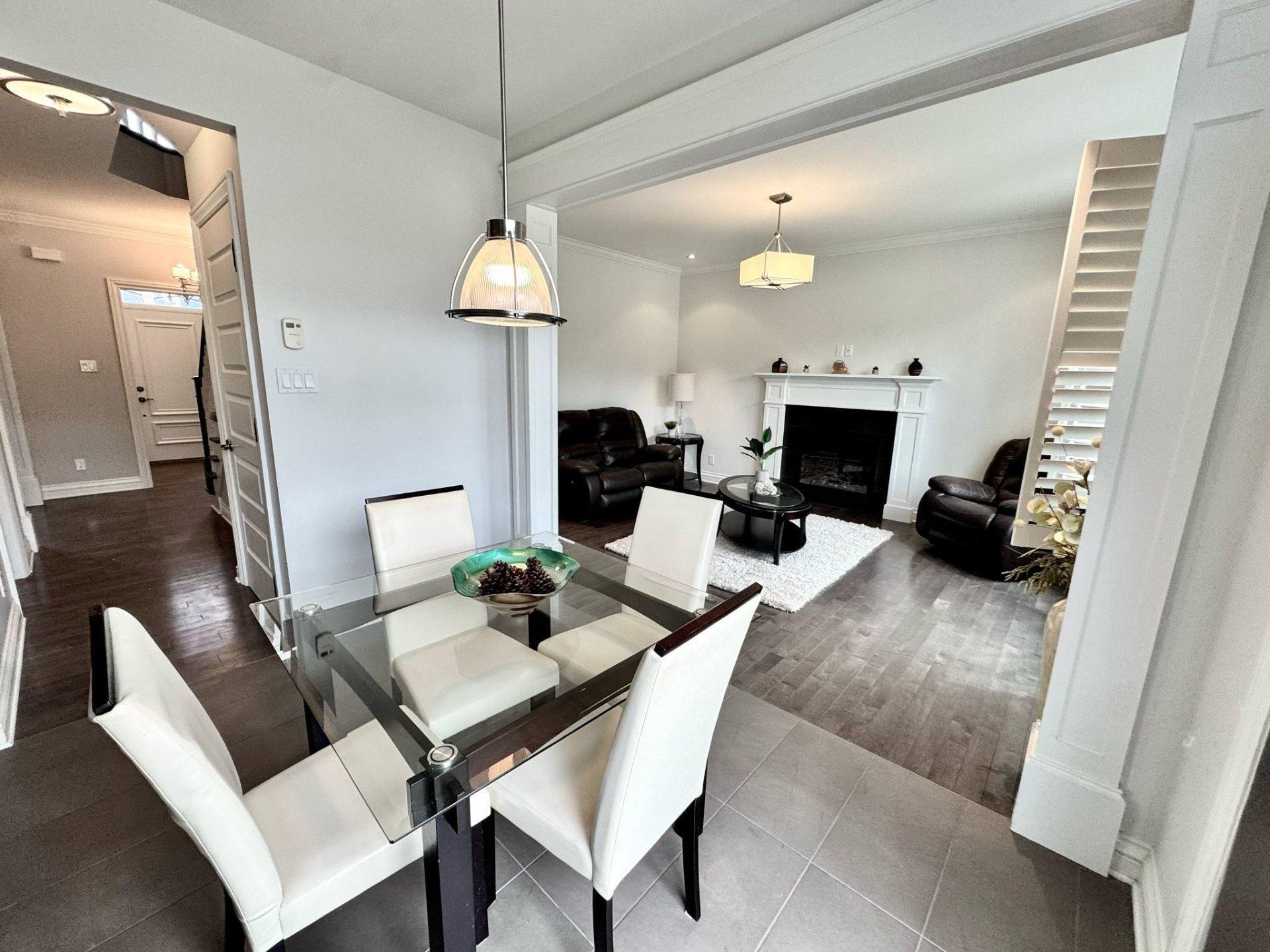 









33


Rue des Cerisiers

,
Vaudreuil-Dorion,




QC
J7V0K1

