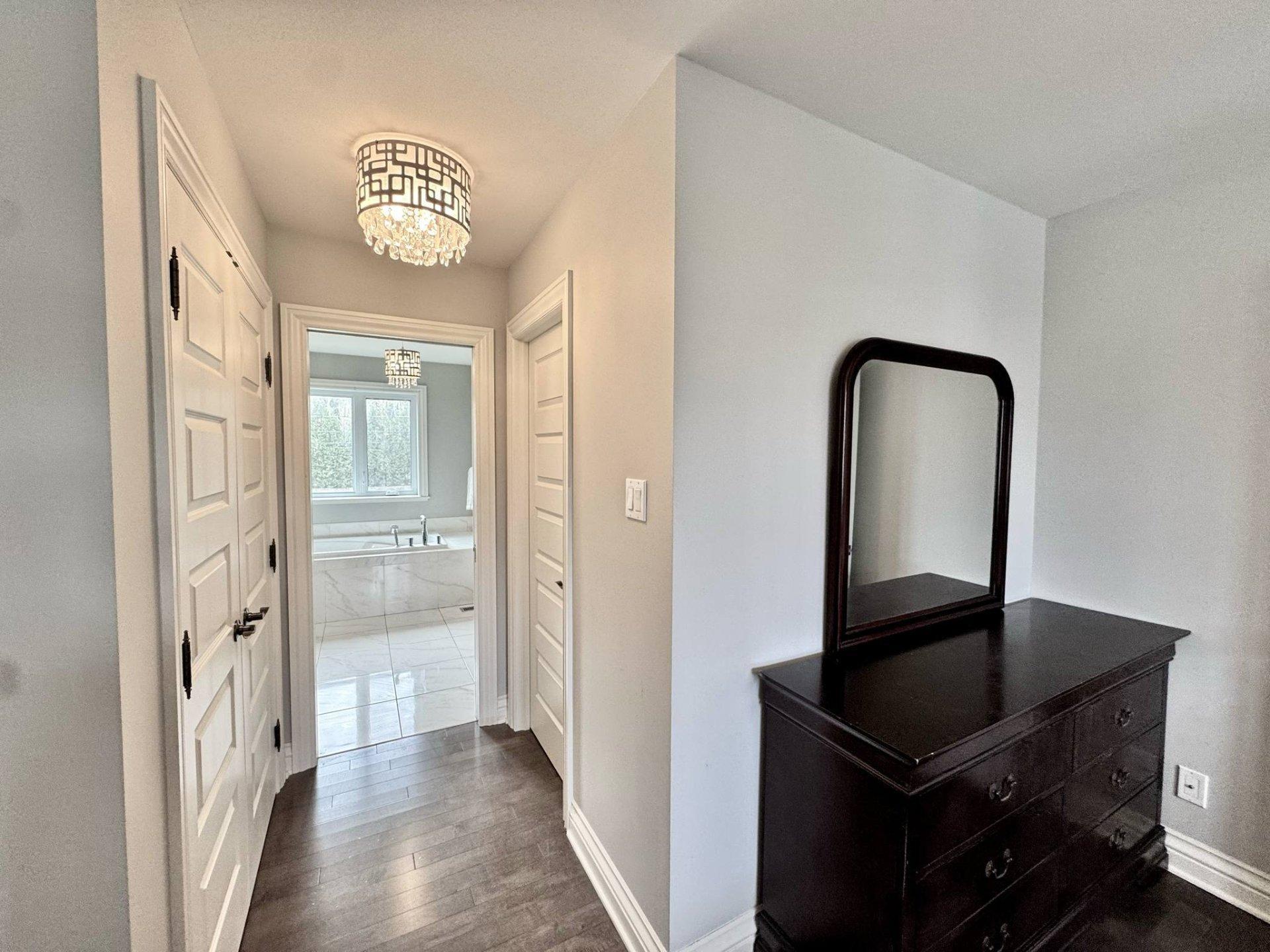 









33


Rue des Cerisiers

,
Vaudreuil-Dorion,




QC
J7V0K1

