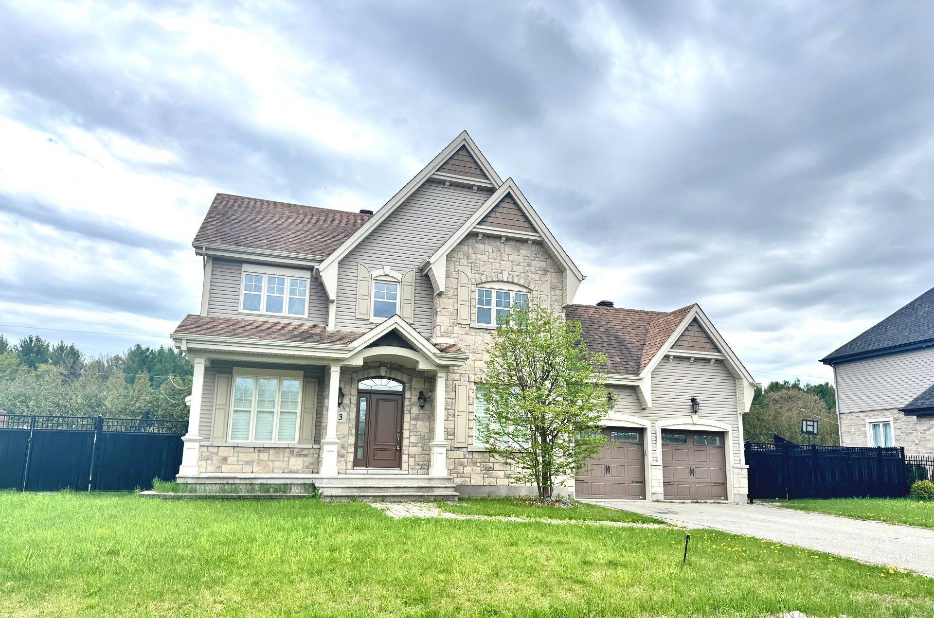 









33


Rue des Cerisiers

,
Vaudreuil-Dorion,




QC
J7V0K1


