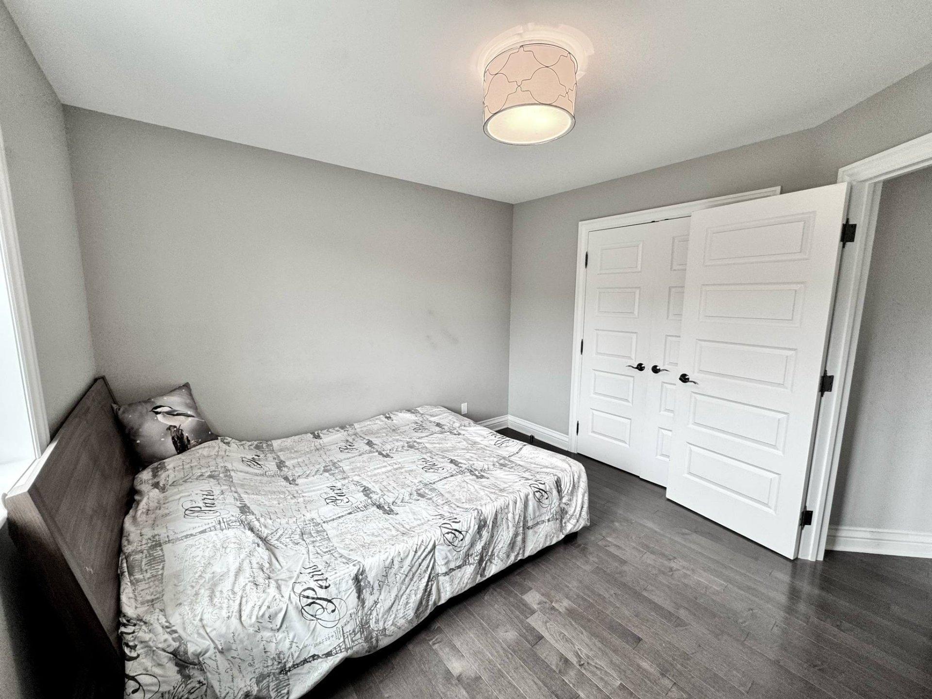 









33


Rue des Cerisiers

,
Vaudreuil-Dorion,




QC
J7V0K1

