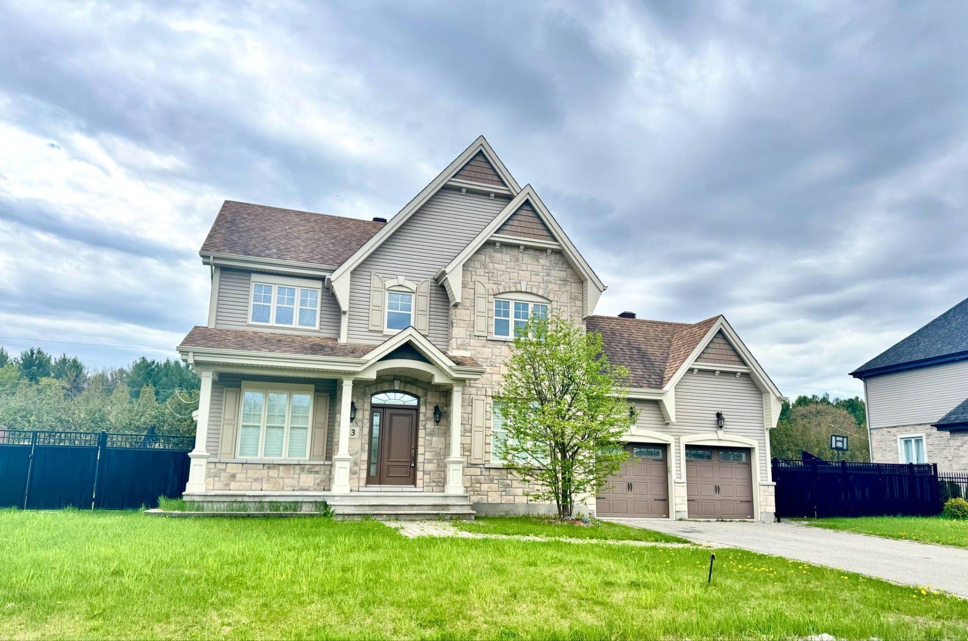 









33


Rue des Cerisiers

,
Vaudreuil-Dorion,




QC
J7V0K1

