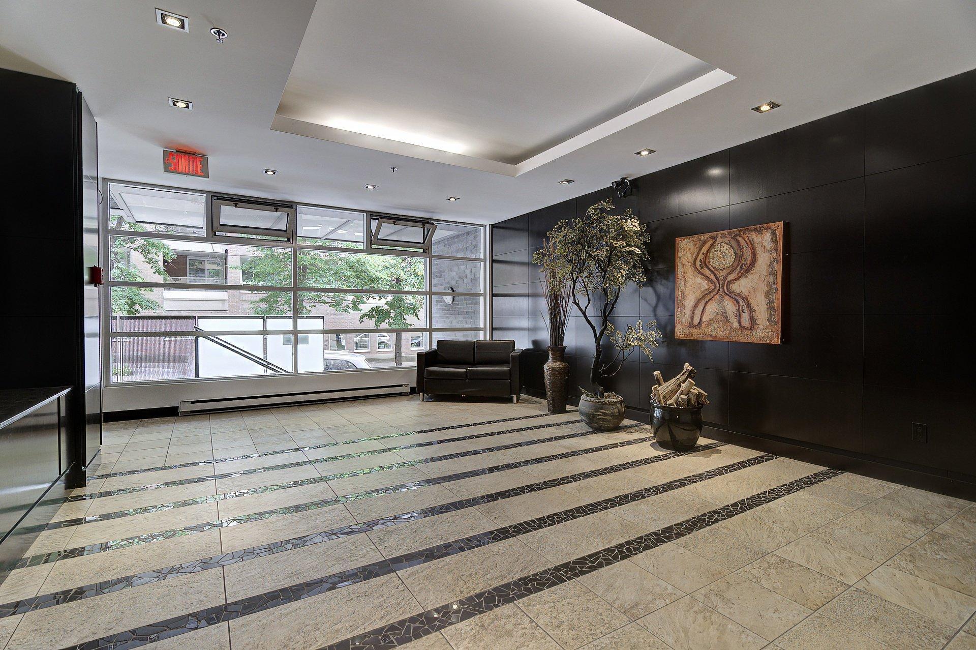 









1100


Rue Jeanne-Mance

, 306,
Montréal (Ville-Marie),




QC
H2Z1L7


