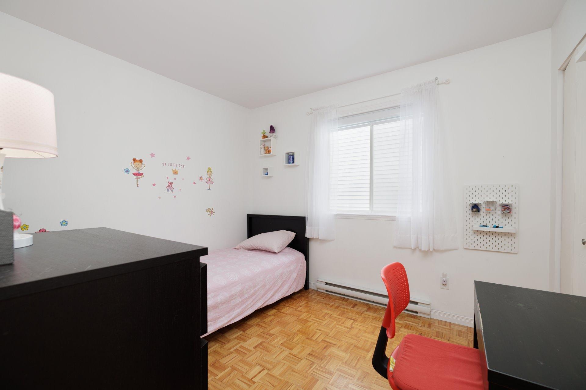 









507


Rue Rémillard

,
Laval (Auteuil),




QC
H7H3A8

