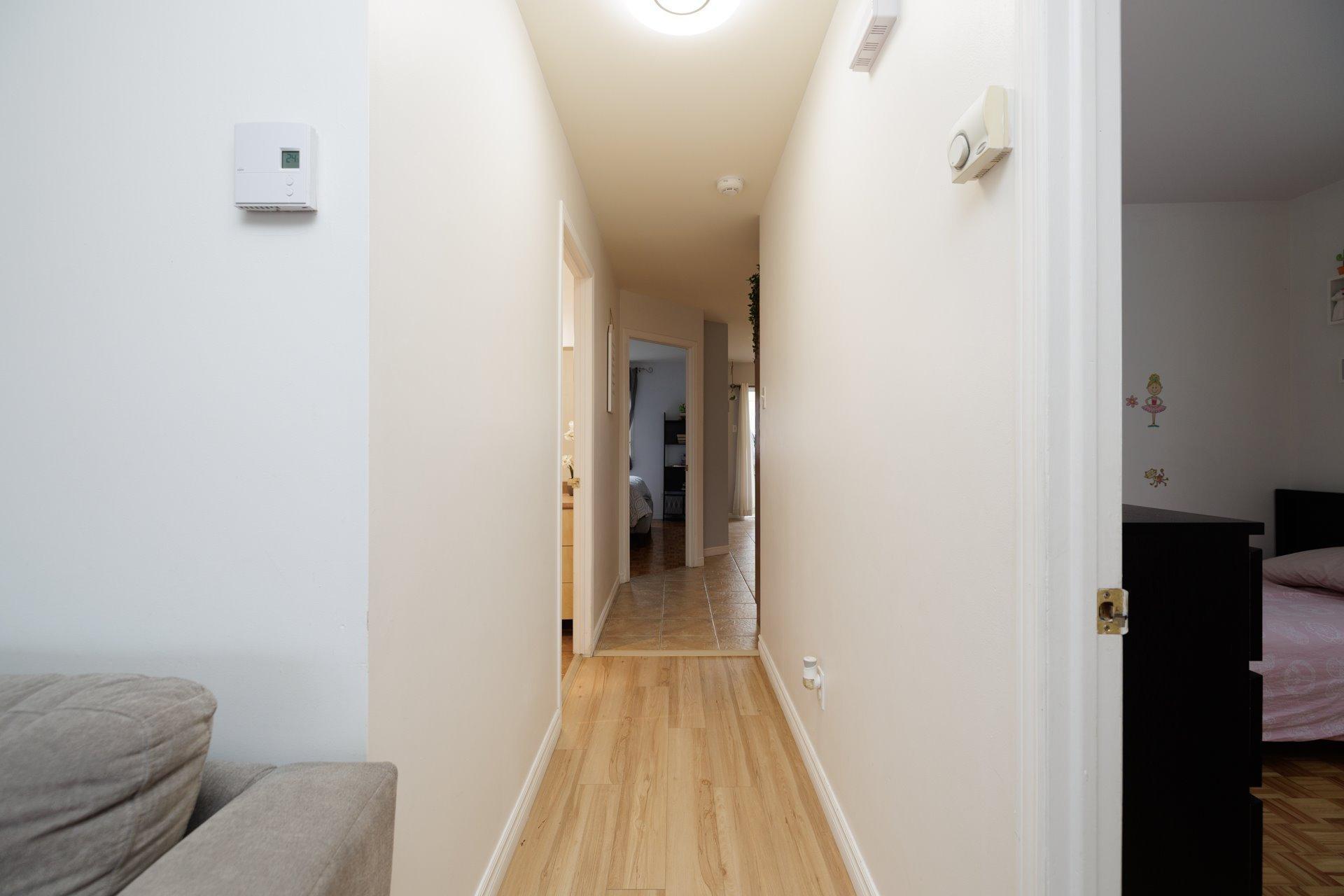 









507


Rue Rémillard

,
Laval (Auteuil),




QC
H7H3A8

