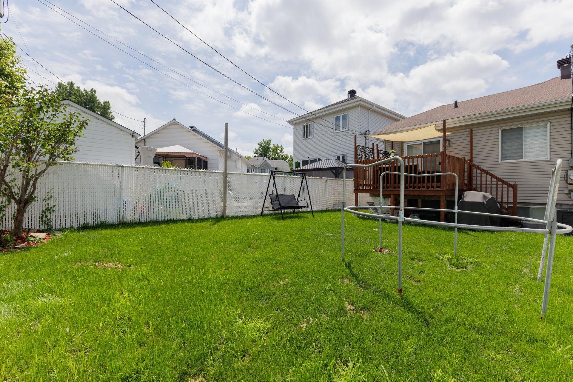 









507


Rue Rémillard

,
Laval (Auteuil),




QC
H7H3A8


