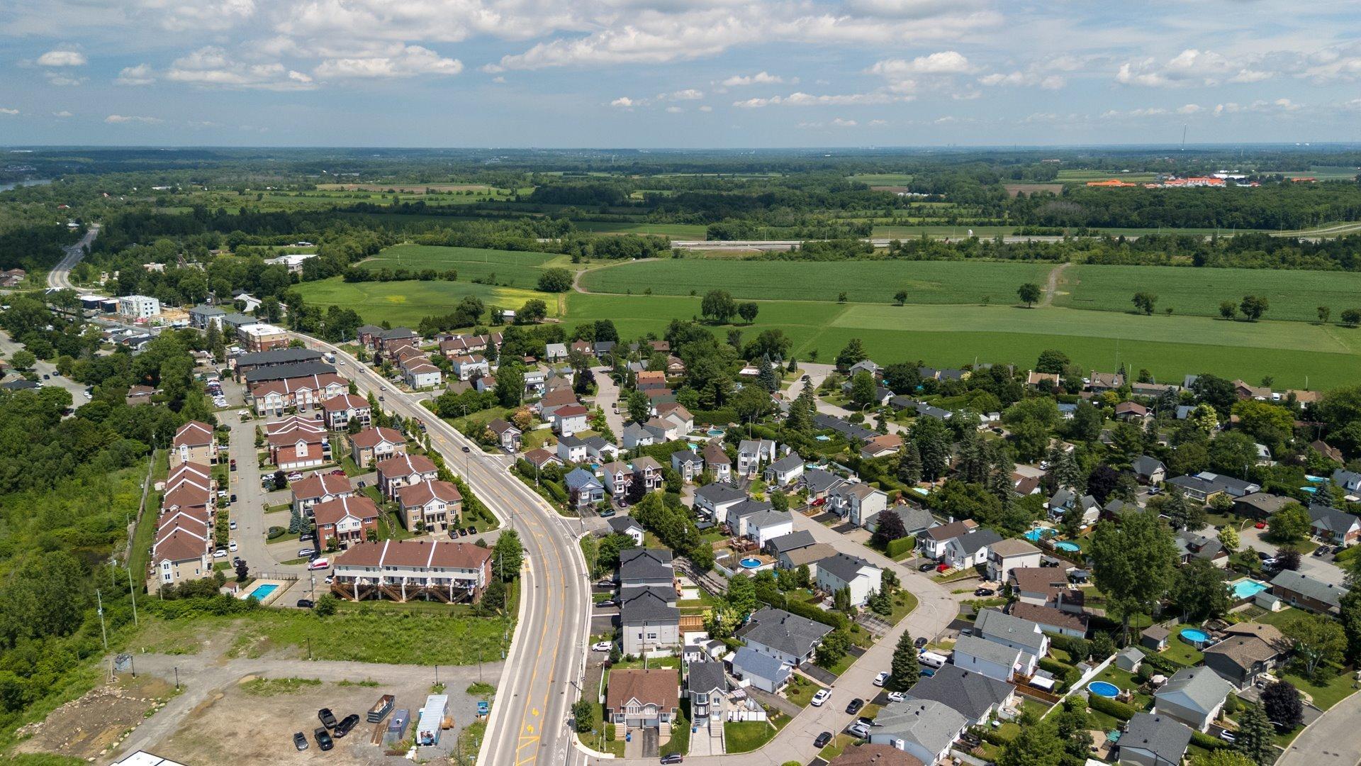 









507


Rue Rémillard

,
Laval (Auteuil),




QC
H7H3A8

