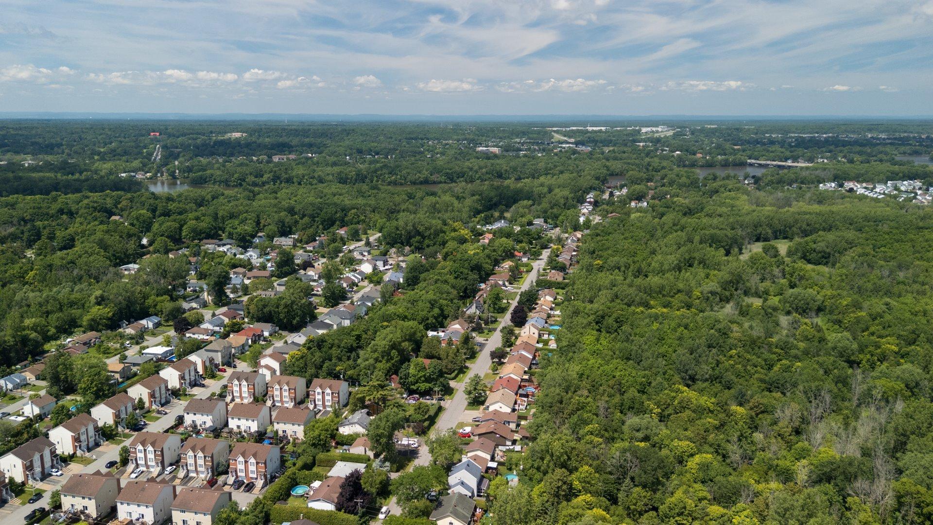 









507


Rue Rémillard

,
Laval (Auteuil),




QC
H7H3A8

