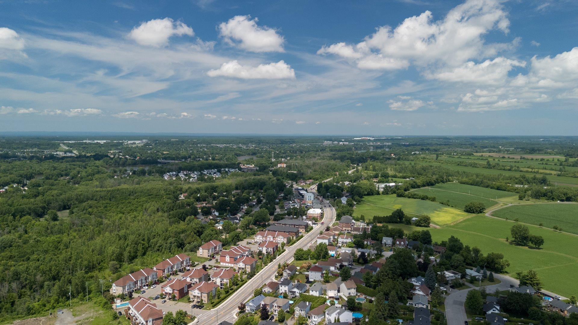 









507


Rue Rémillard

,
Laval (Auteuil),




QC
H7H3A8

