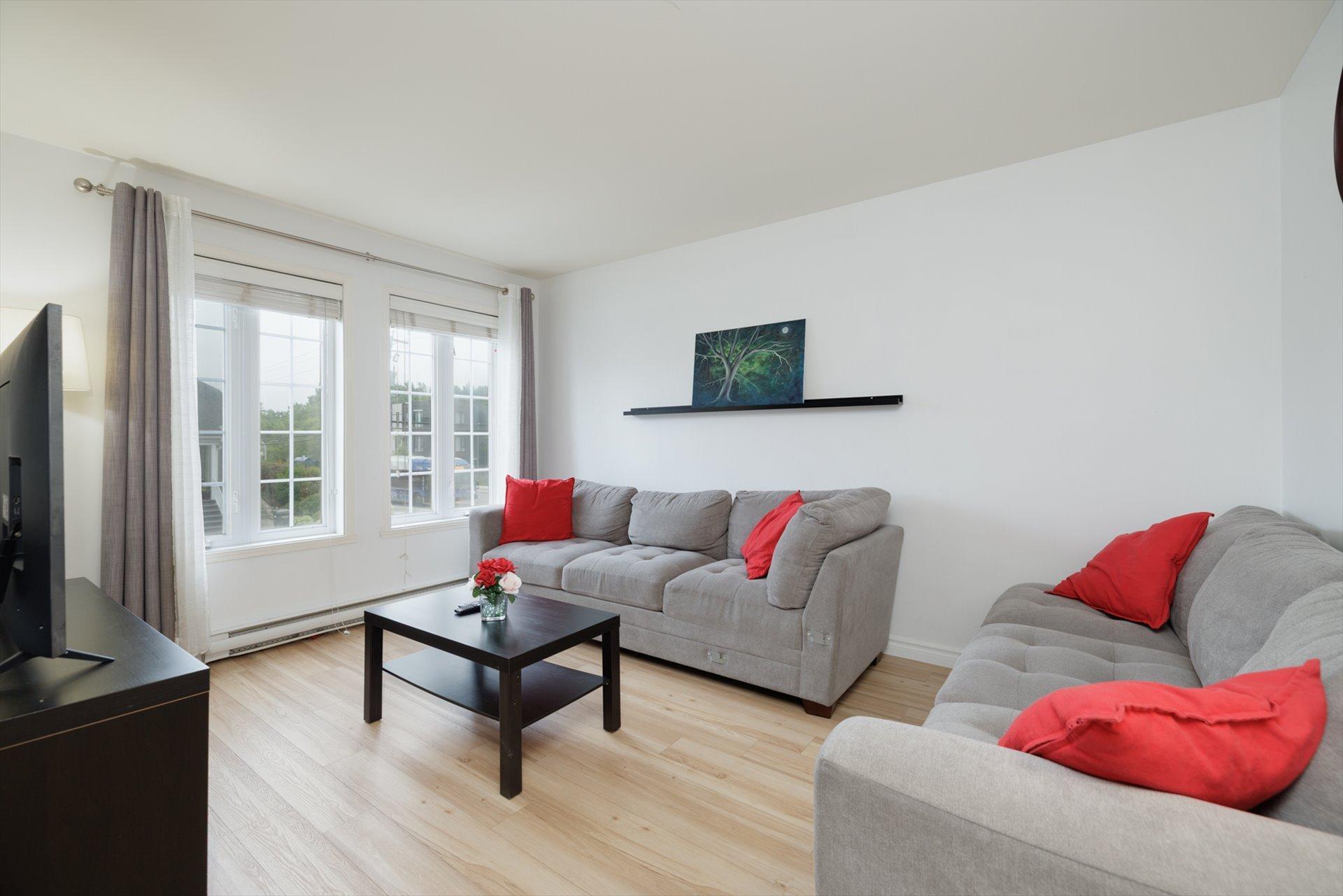 









507


Rue Rémillard

,
Laval (Auteuil),




QC
H7H3A8

