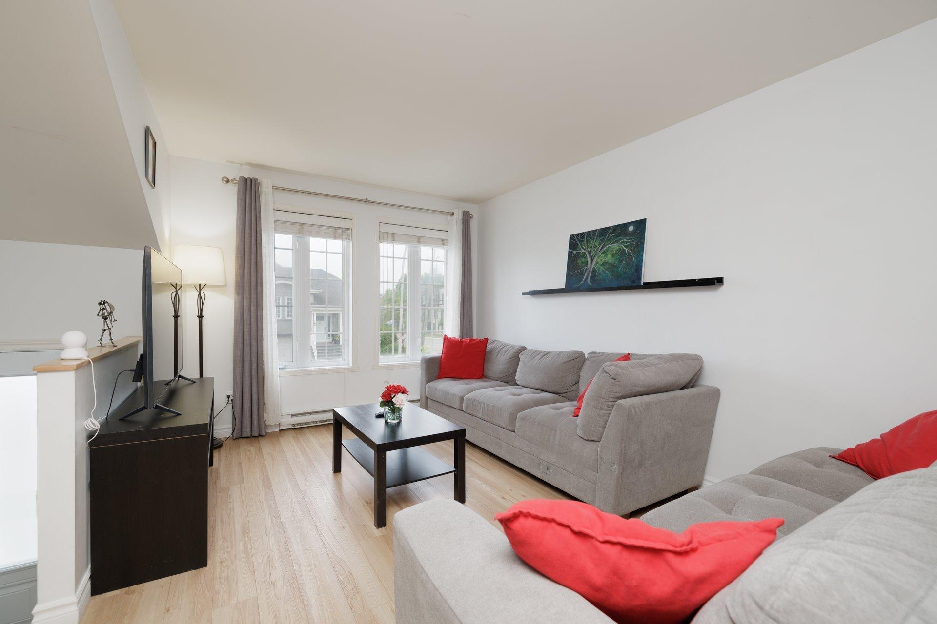 









507


Rue Rémillard

,
Laval (Auteuil),




QC
H7H3A8

