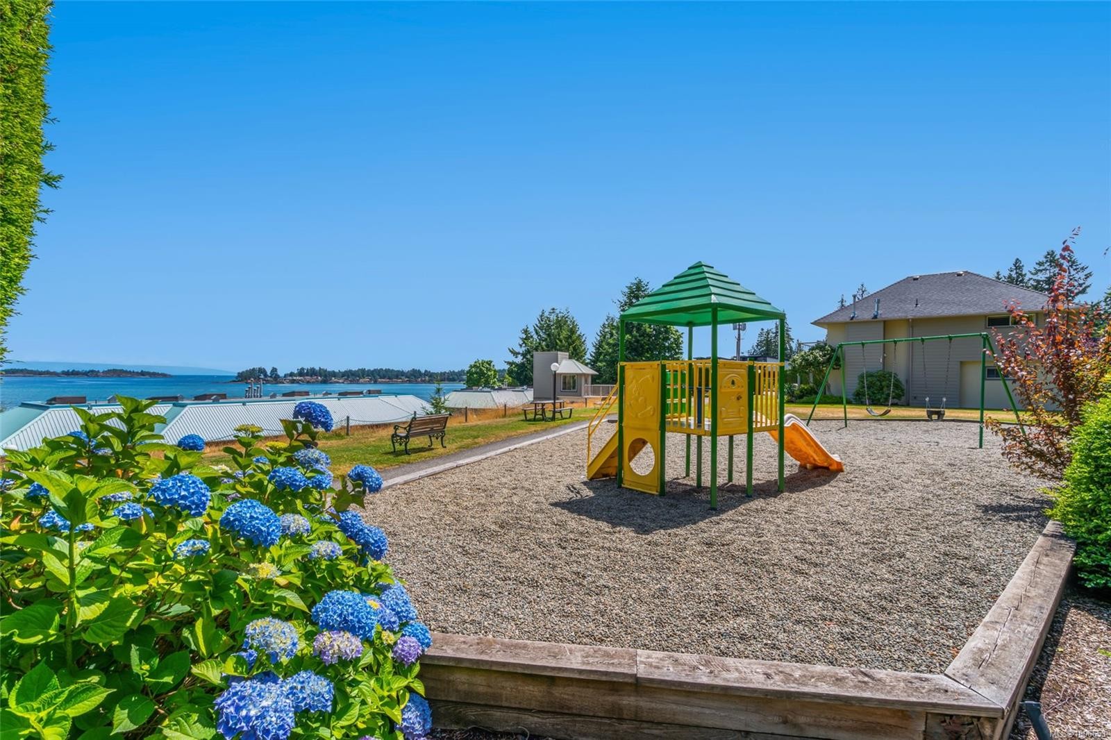 









1165


Resort

Dr, 25,
Parksville,




BC
V9P 2E2

