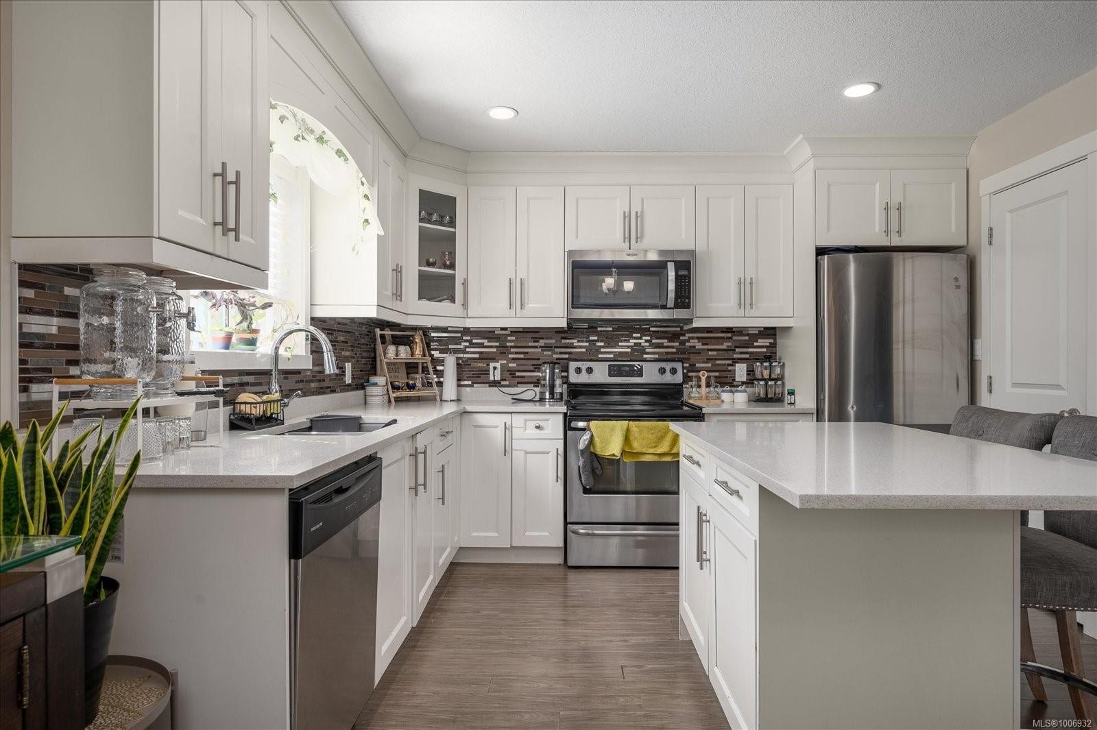 









554


Armishaw

Rd,
Nanaimo,




BC
V9R 0G4

