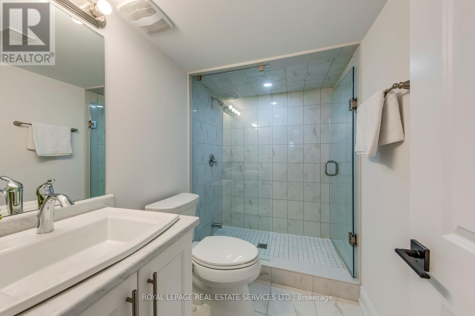 












3450 POST ROAD

,
Oakville,




Ontario
L6H0Y9

