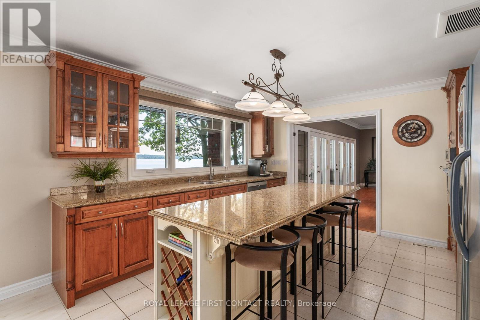 












13 GEORGINA DRIVE

,
Oro-Medonte,




Ontario
L4M1E9

