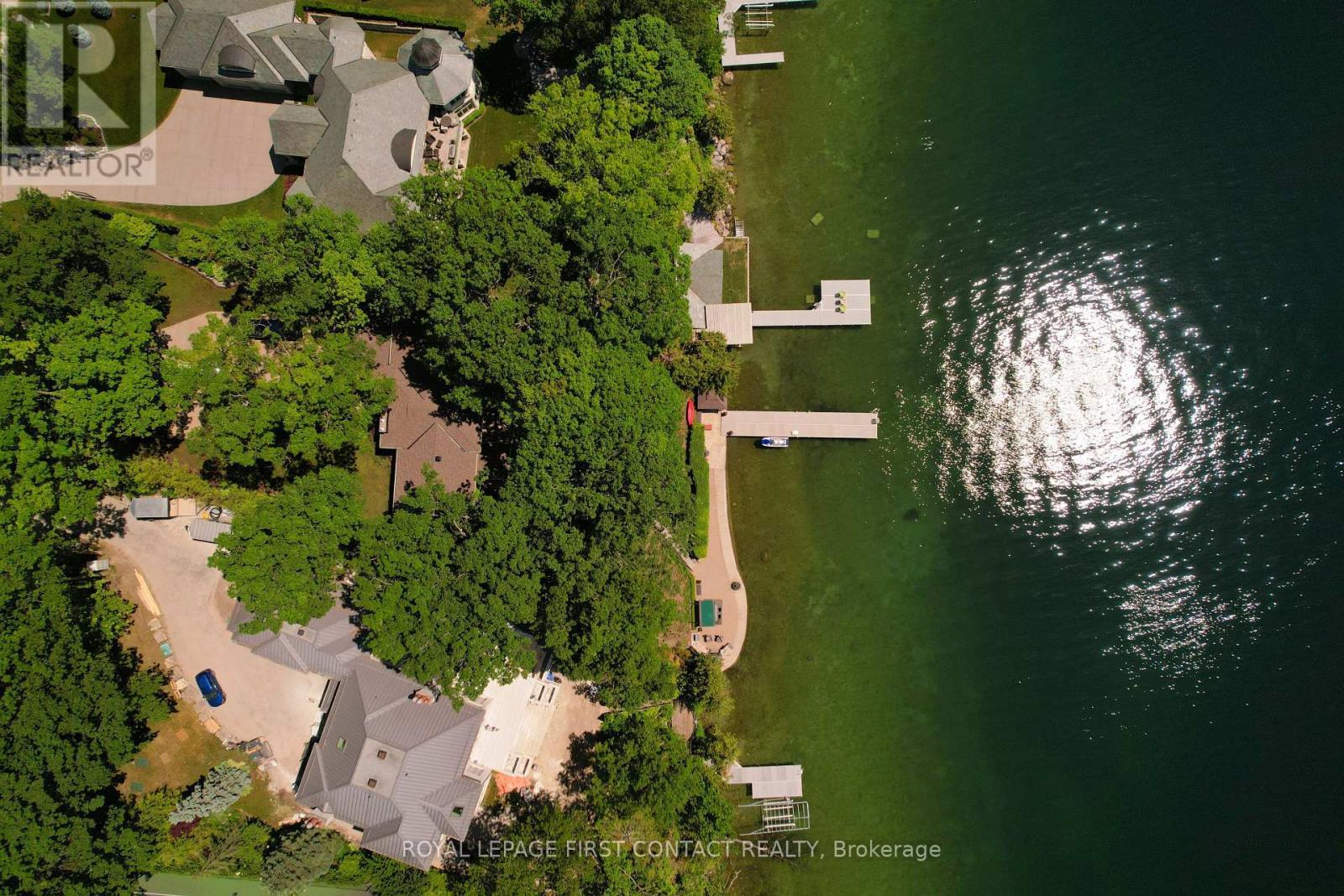












13 GEORGINA DRIVE

,
Oro-Medonte,




Ontario
L4M1E9

