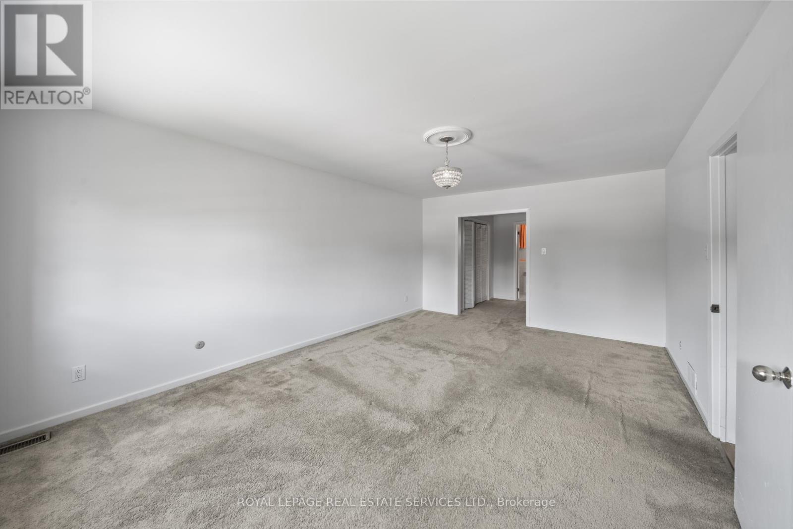 












3 ASHMILL COURT

,
Toronto,




Ontario
M9A4T7


