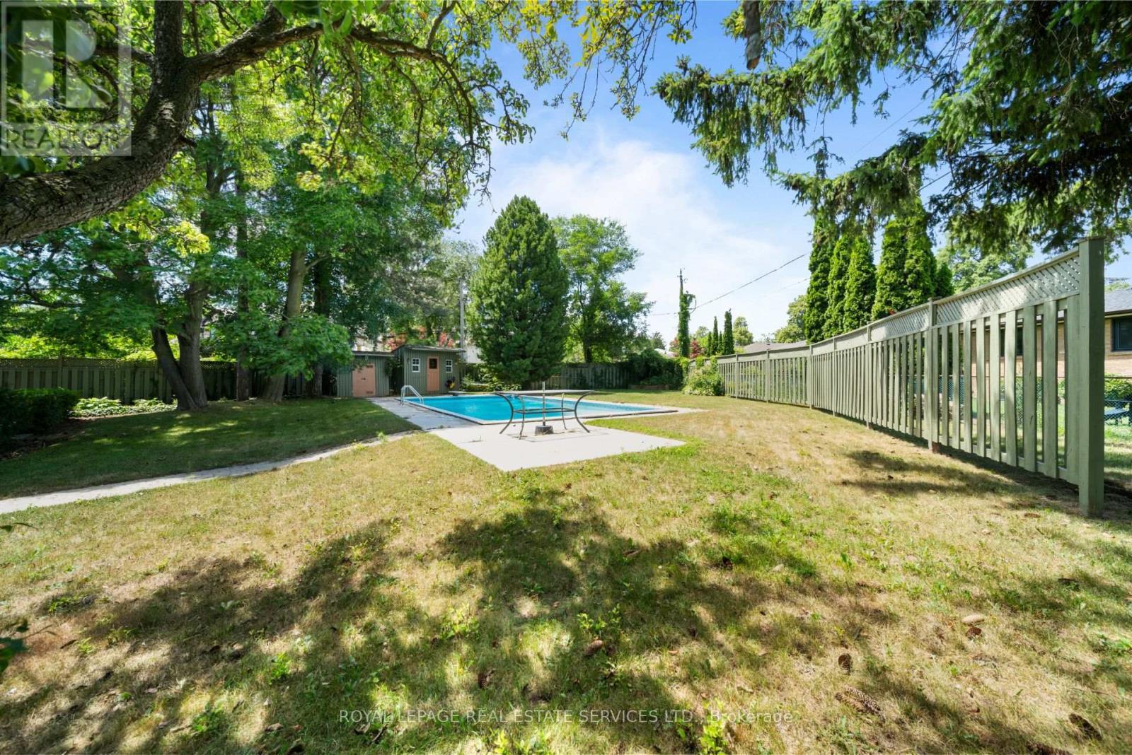 












3 ASHMILL COURT

,
Toronto,




Ontario
M9A4T7

