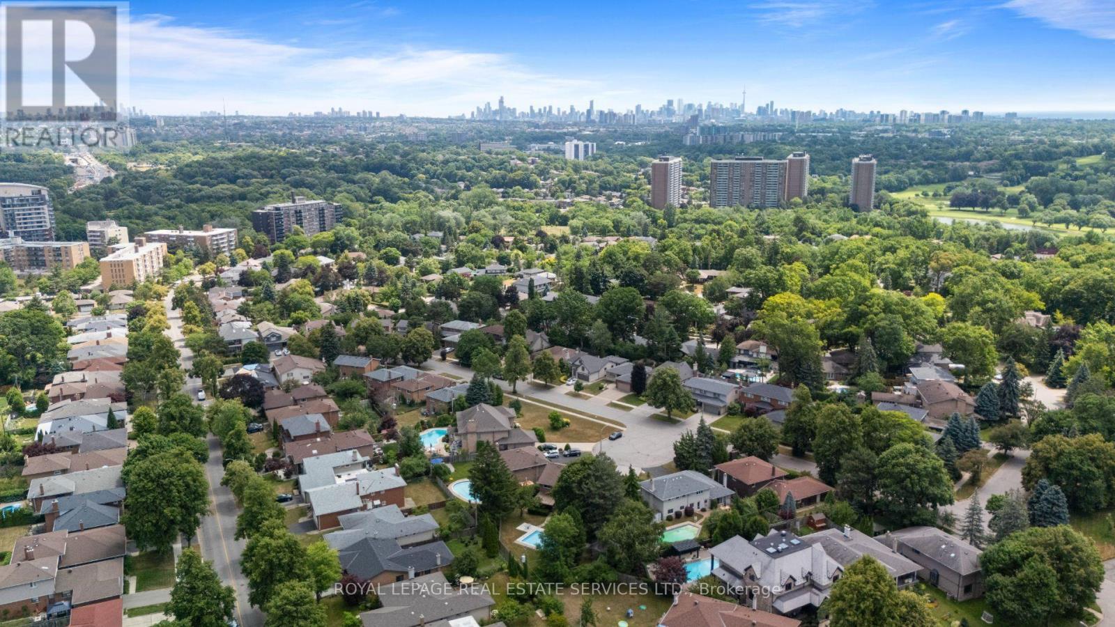 












3 ASHMILL COURT

,
Toronto,




Ontario
M9A4T7

