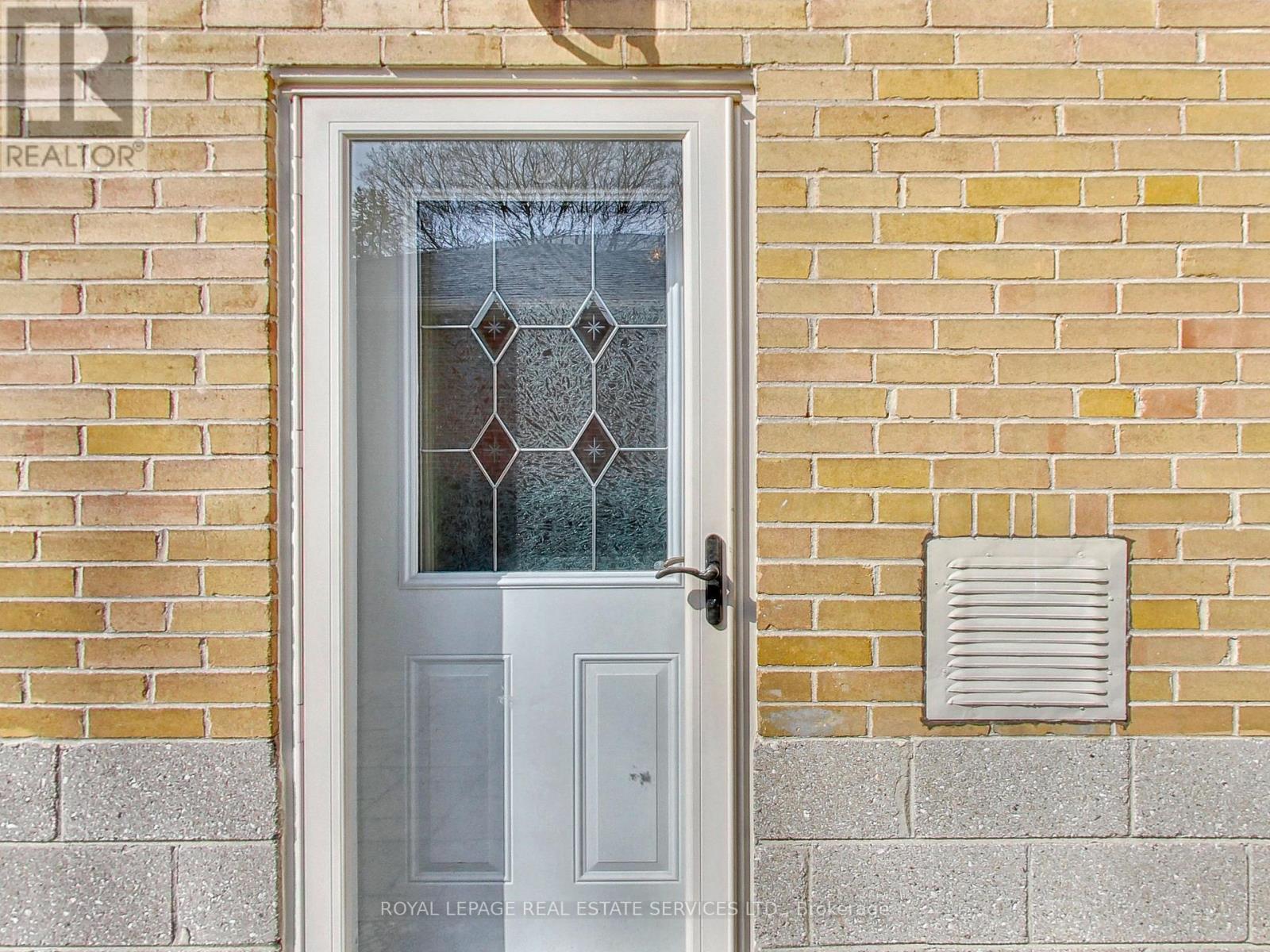 












LOWER - 51 NORSEMAN STREET

,
Toronto,




Ontario
M8Z2P7

