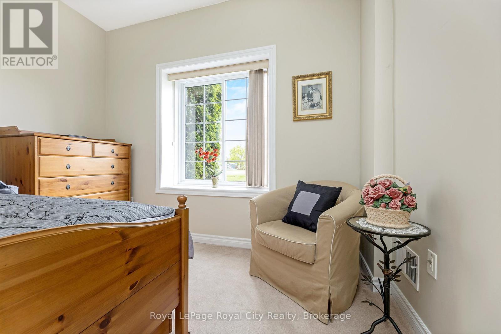 












111 - 415 GRANGE ROAD

,
Guelph (Grange Road),




Ontario
N1E0C4

