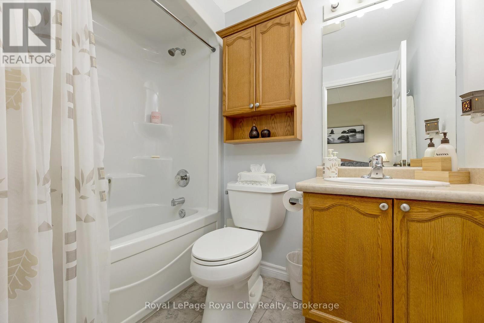












111 - 415 GRANGE ROAD

,
Guelph (Grange Road),




Ontario
N1E0C4

