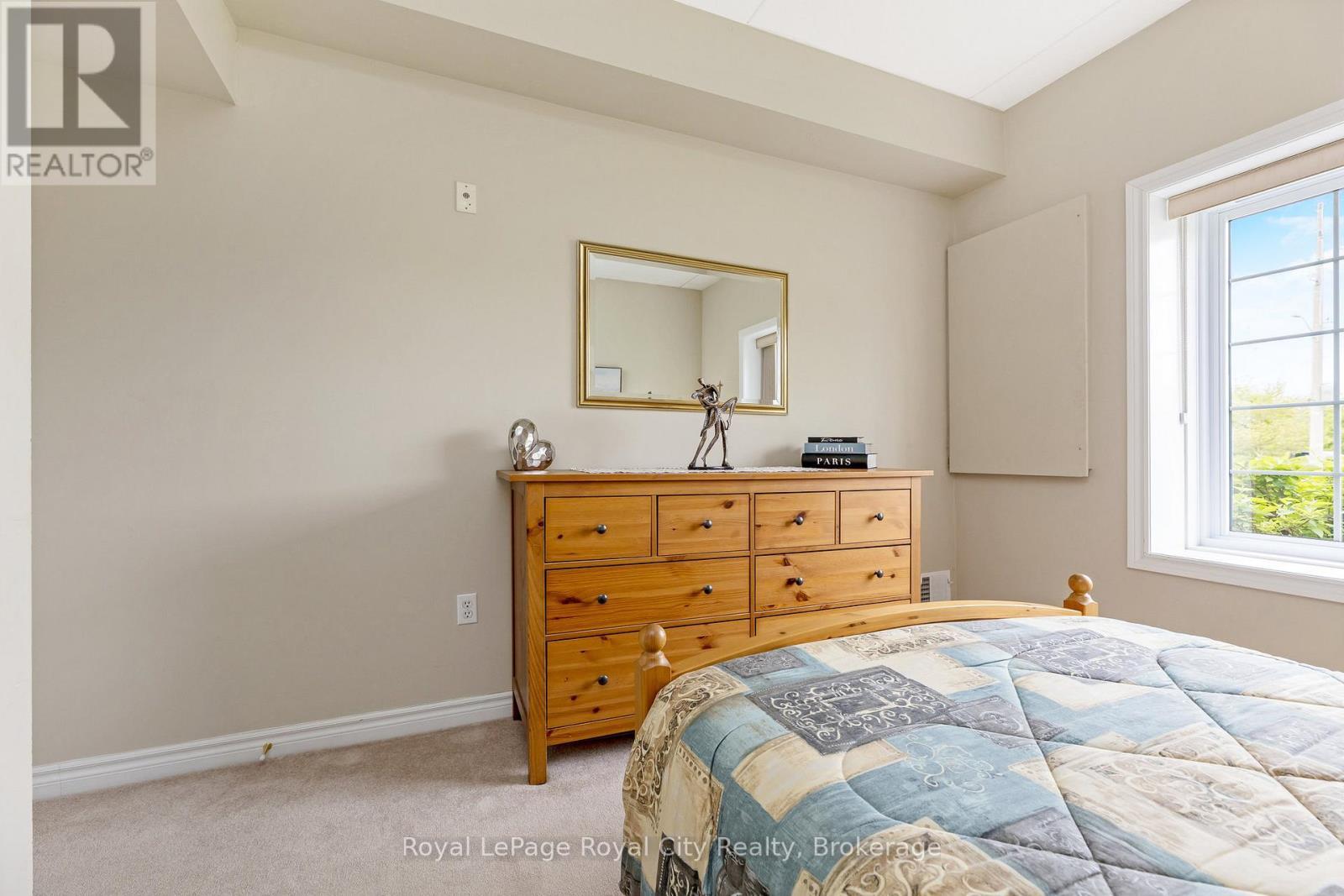 












111 - 415 GRANGE ROAD

,
Guelph (Grange Road),




Ontario
N1E0C4

