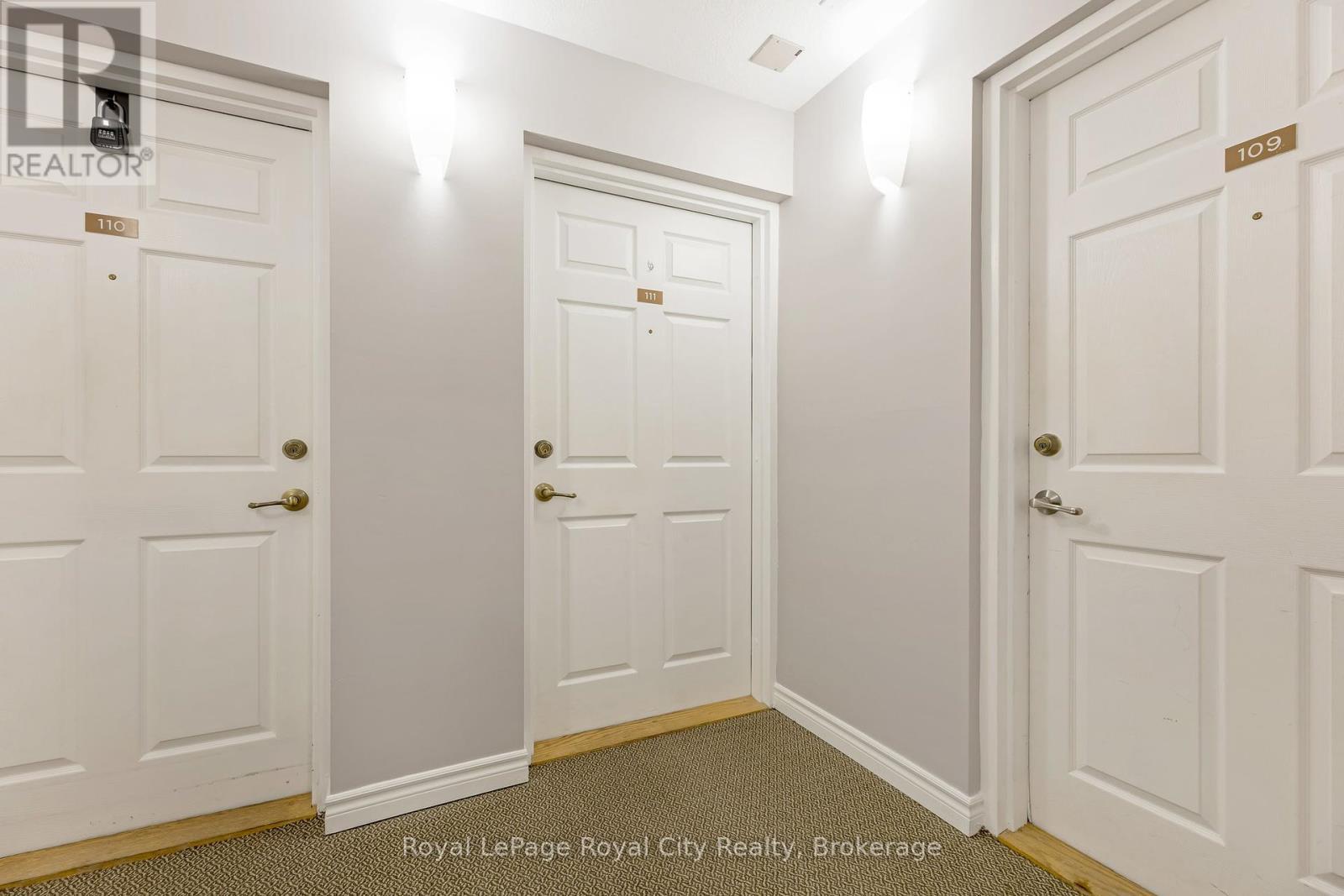 












111 - 415 GRANGE ROAD

,
Guelph (Grange Road),




Ontario
N1E0C4

