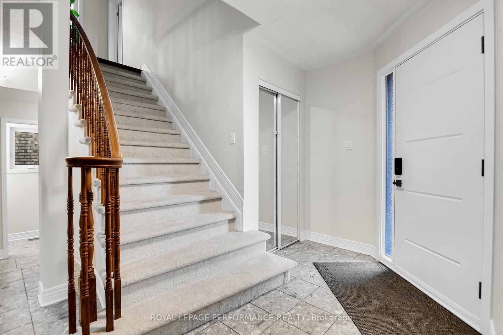 












8 MASONBROOK STREET

,
Ottawa,




Ontario
K2J4C4

