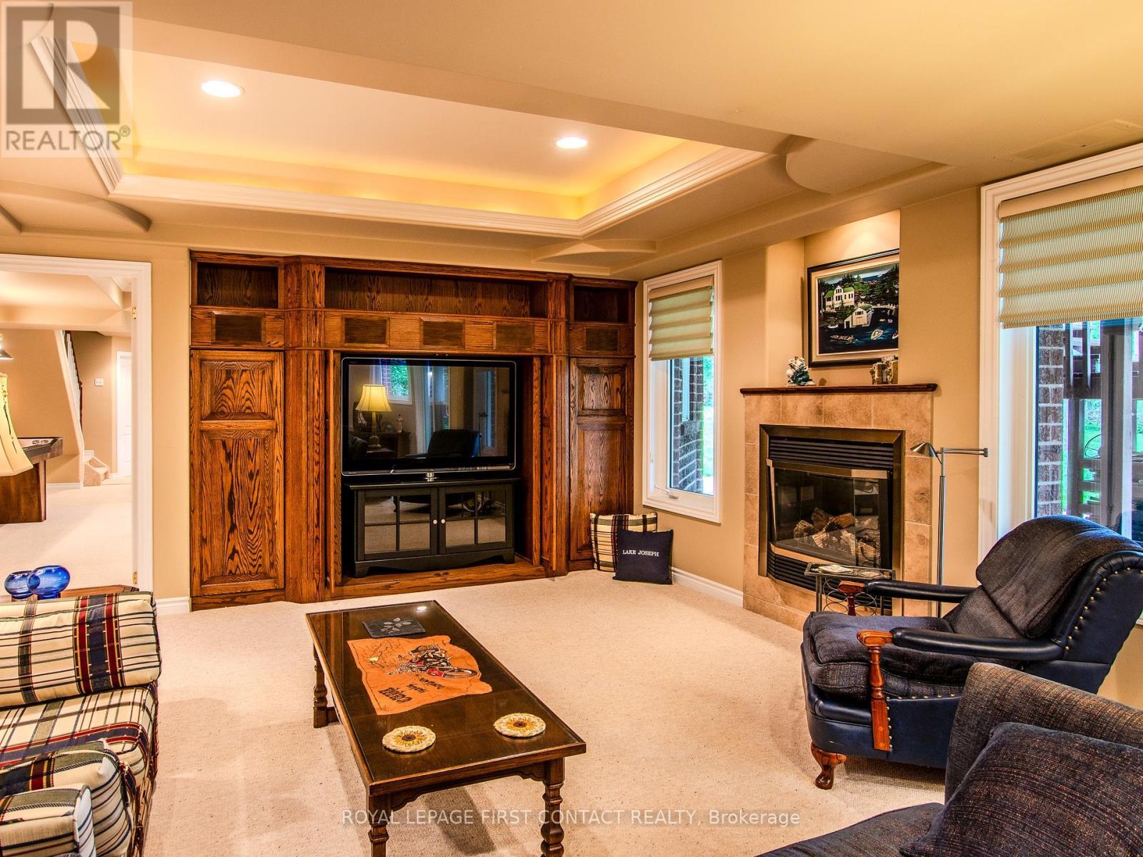 












68 ALANA DRIVE

,
Springwater,




Ontario
L9X0S1

