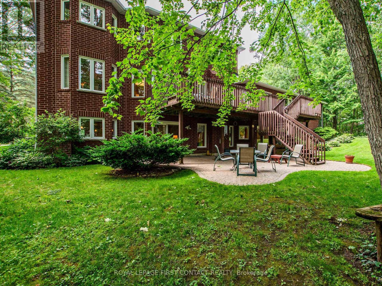 












68 ALANA DRIVE

,
Springwater,




Ontario
L9X0S1

