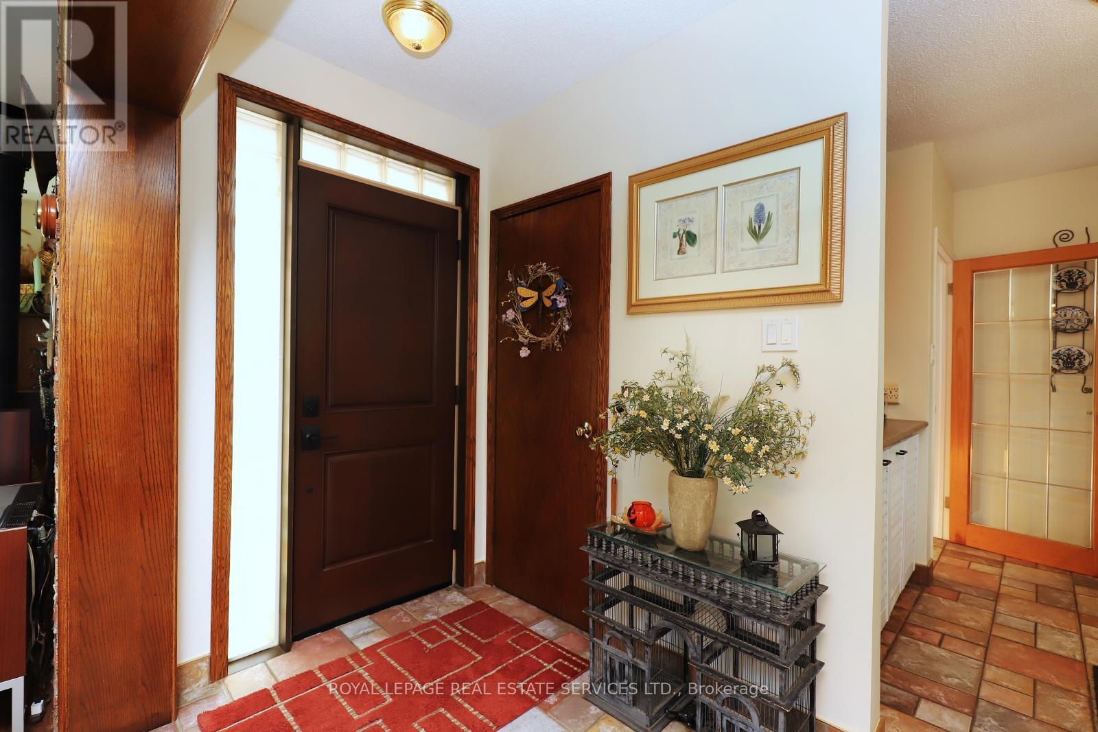 












167 OLIVER PLACE

,
Oakville,




Ontario
L6H1K9


