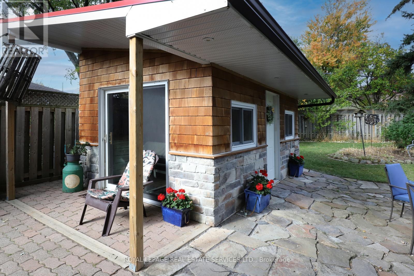 












167 OLIVER PLACE

,
Oakville,




Ontario
L6H1K9

