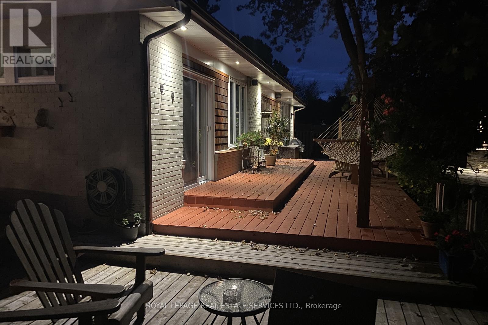 












167 OLIVER PLACE

,
Oakville,




Ontario
L6H1K9

