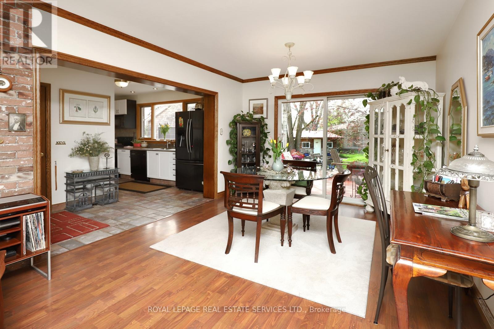 












167 OLIVER PLACE

,
Oakville,




Ontario
L6H1K9

