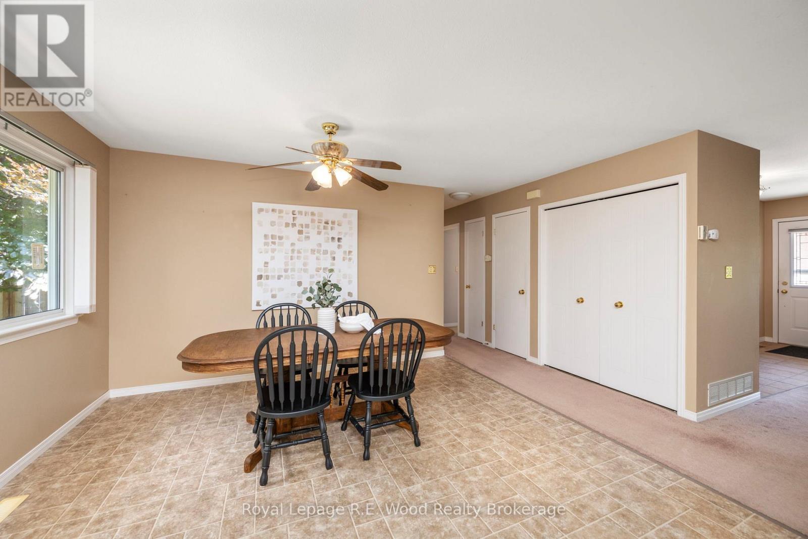 












9 ALEXANDER DRIVE

,
Aylmer,




Ontario
N5H3G4

