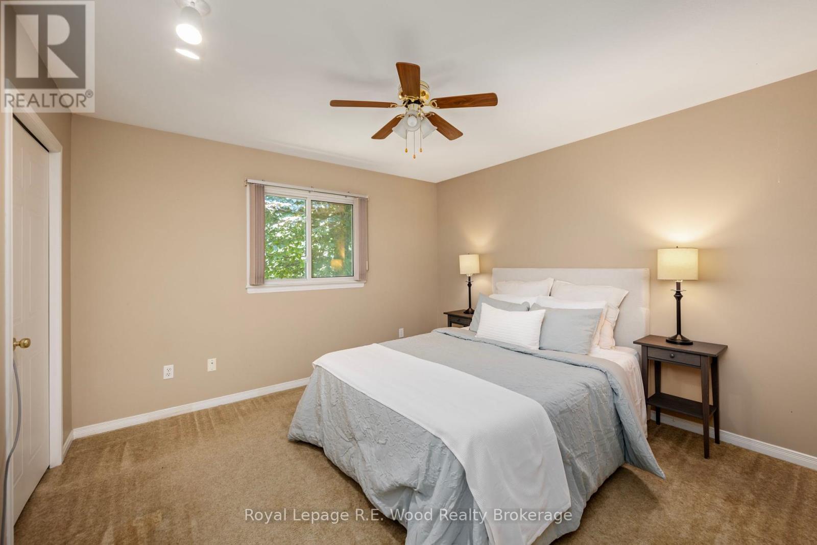 












9 ALEXANDER DRIVE

,
Aylmer,




Ontario
N5H3G4

