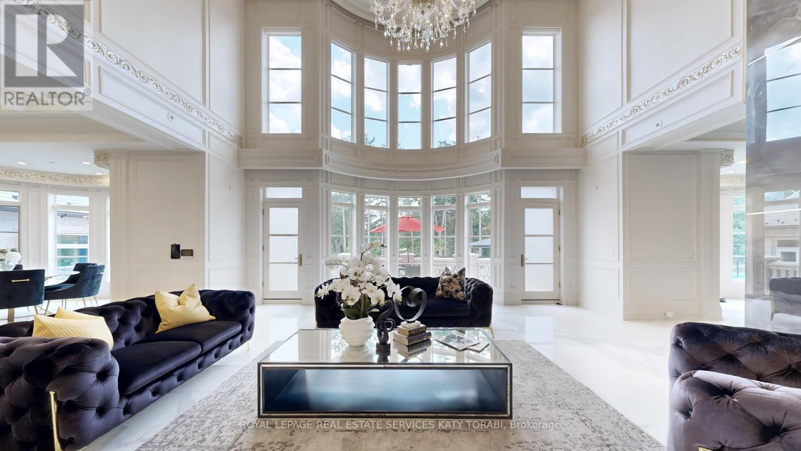 












8 HIGH POINT ROAD

,
Toronto,




Ontario
M3B2A4


