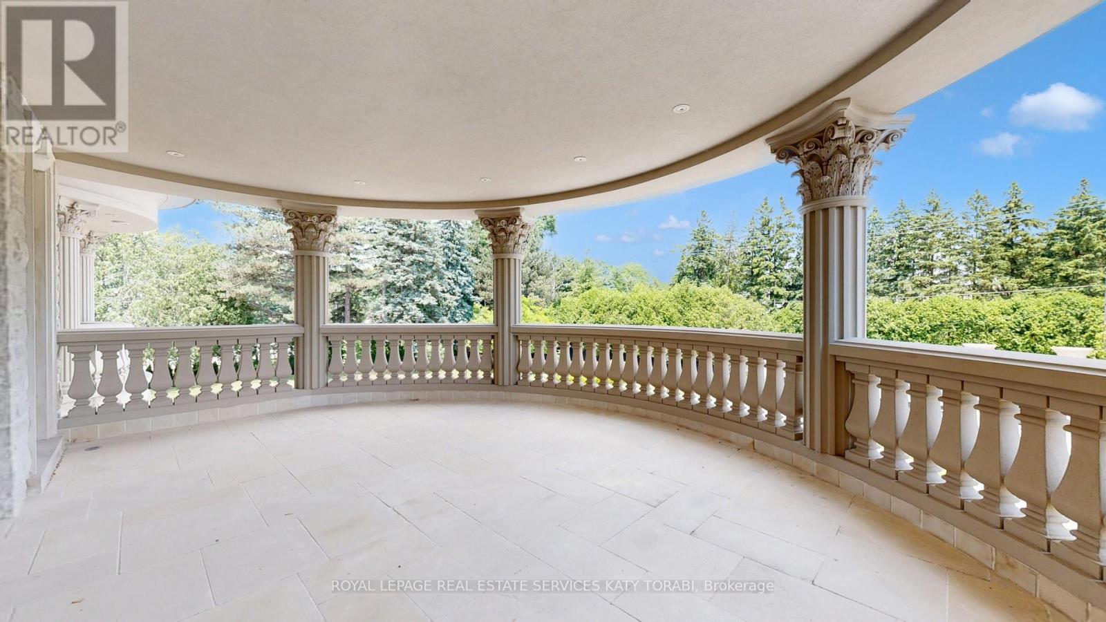 












8 HIGH POINT ROAD

,
Toronto,




Ontario
M3B2A4

