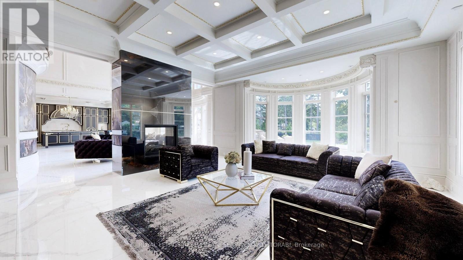 












8 HIGH POINT ROAD

,
Toronto,




Ontario
M3B2A4

