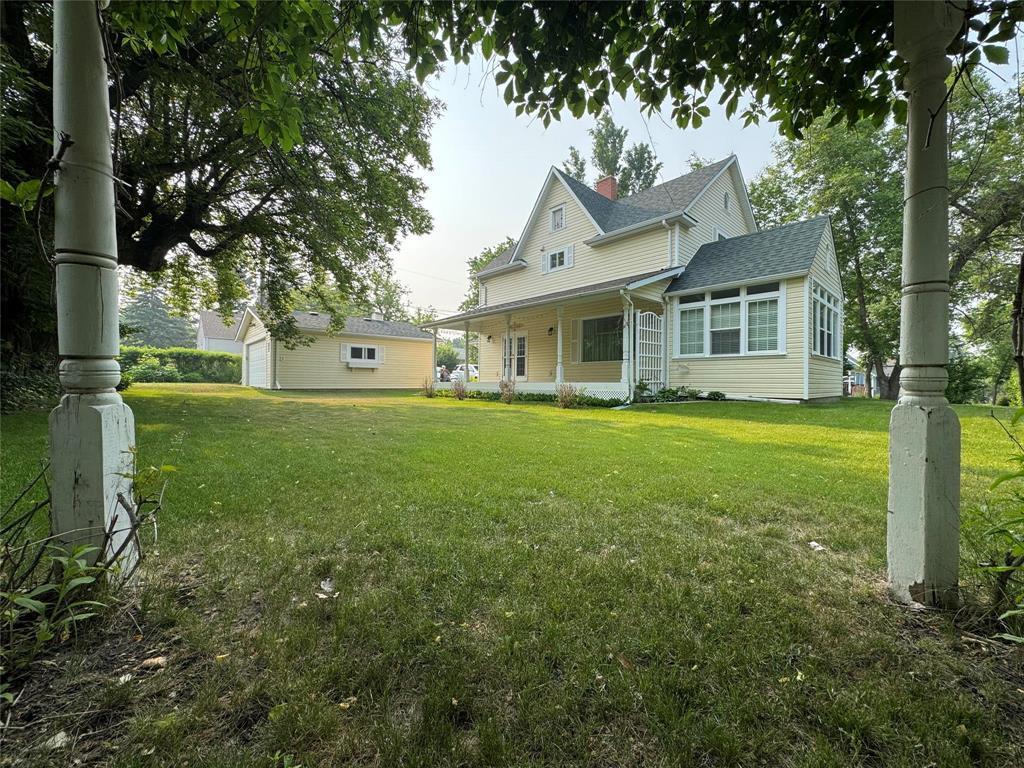 












7 GLENWOOD Street S

,
Souris,




Manitoba
R0K2C0

