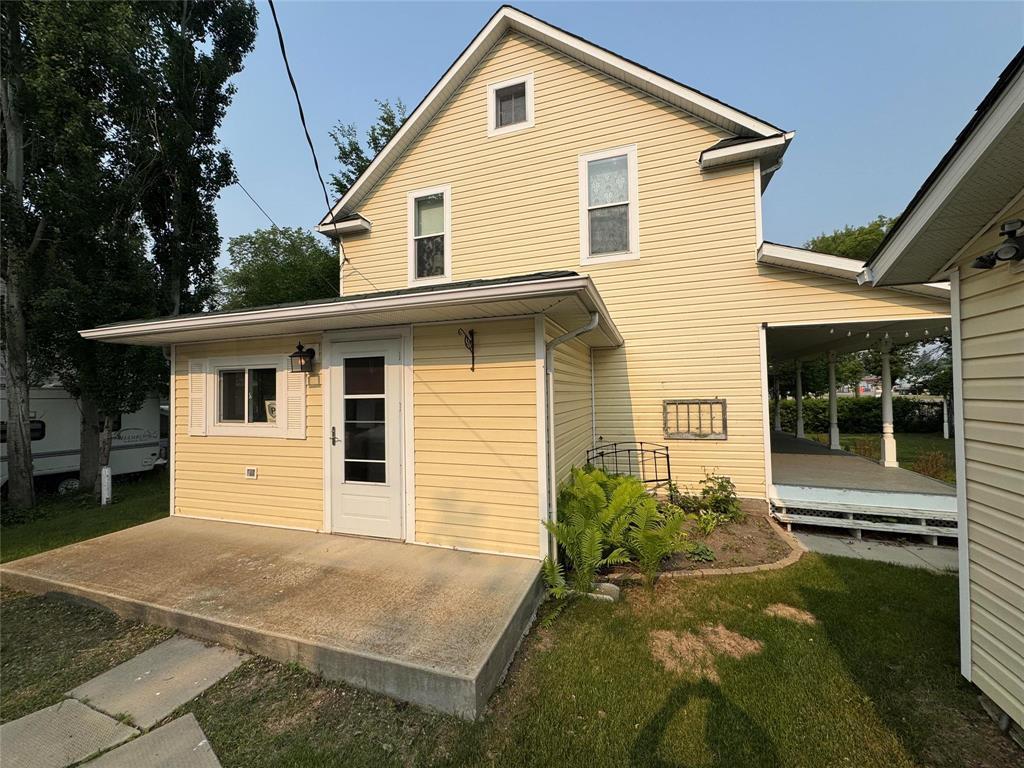 












7 GLENWOOD Street S

,
Souris,




Manitoba
R0K2C0

